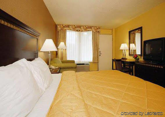Red Roof Inn Evergreen Rom bilde
